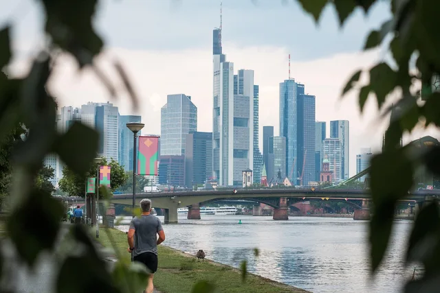 Foto zum Beitrag Compliance Schulungen Frankfurt: Themen und Formate